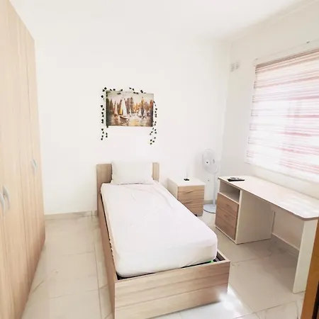 아파트 8 Delphi Court 세인트폴스베이