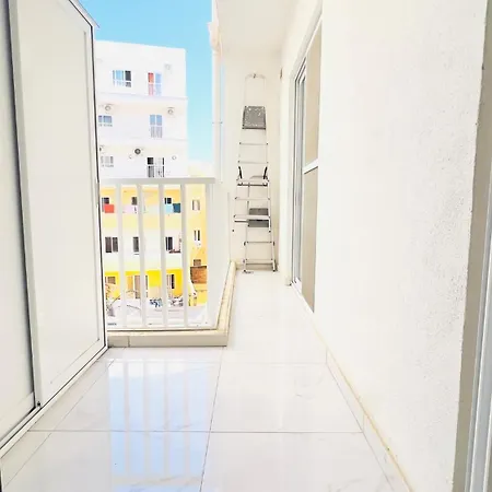 8 Delphi Court 세인트폴스베이