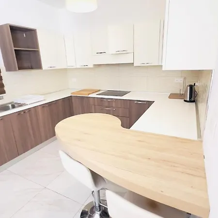 아파트 8 Delphi Court 세인트폴스베이