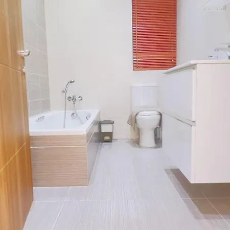 8 Delphi Court 아파트 세인트폴스베이