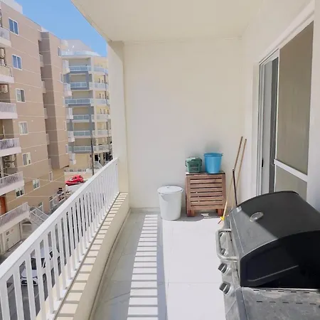 8 Delphi Court *