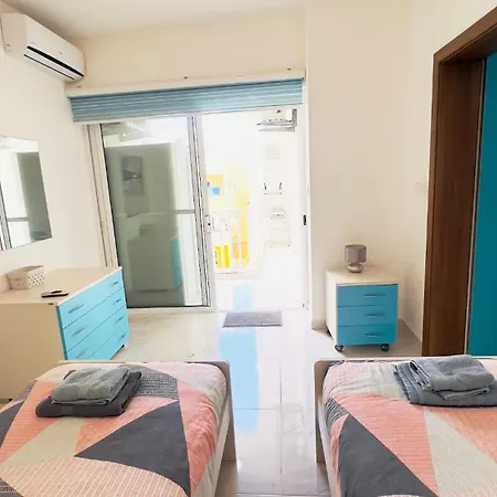 아파트 8 Delphi Court 세인트폴스베이