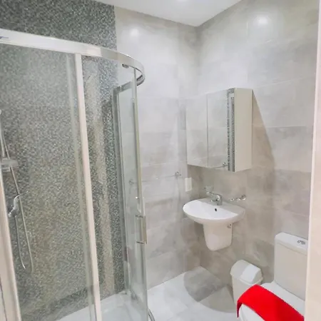 8 Delphi Court 세인트폴스베이