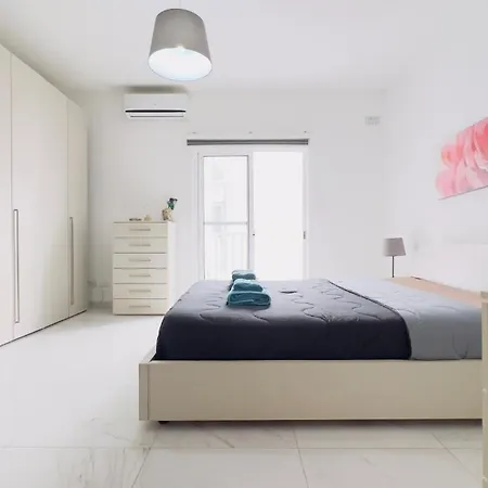 아파트 8 Delphi Court *